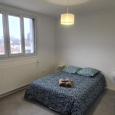Private Room In Shared Apartment III 博韦 外观 照片